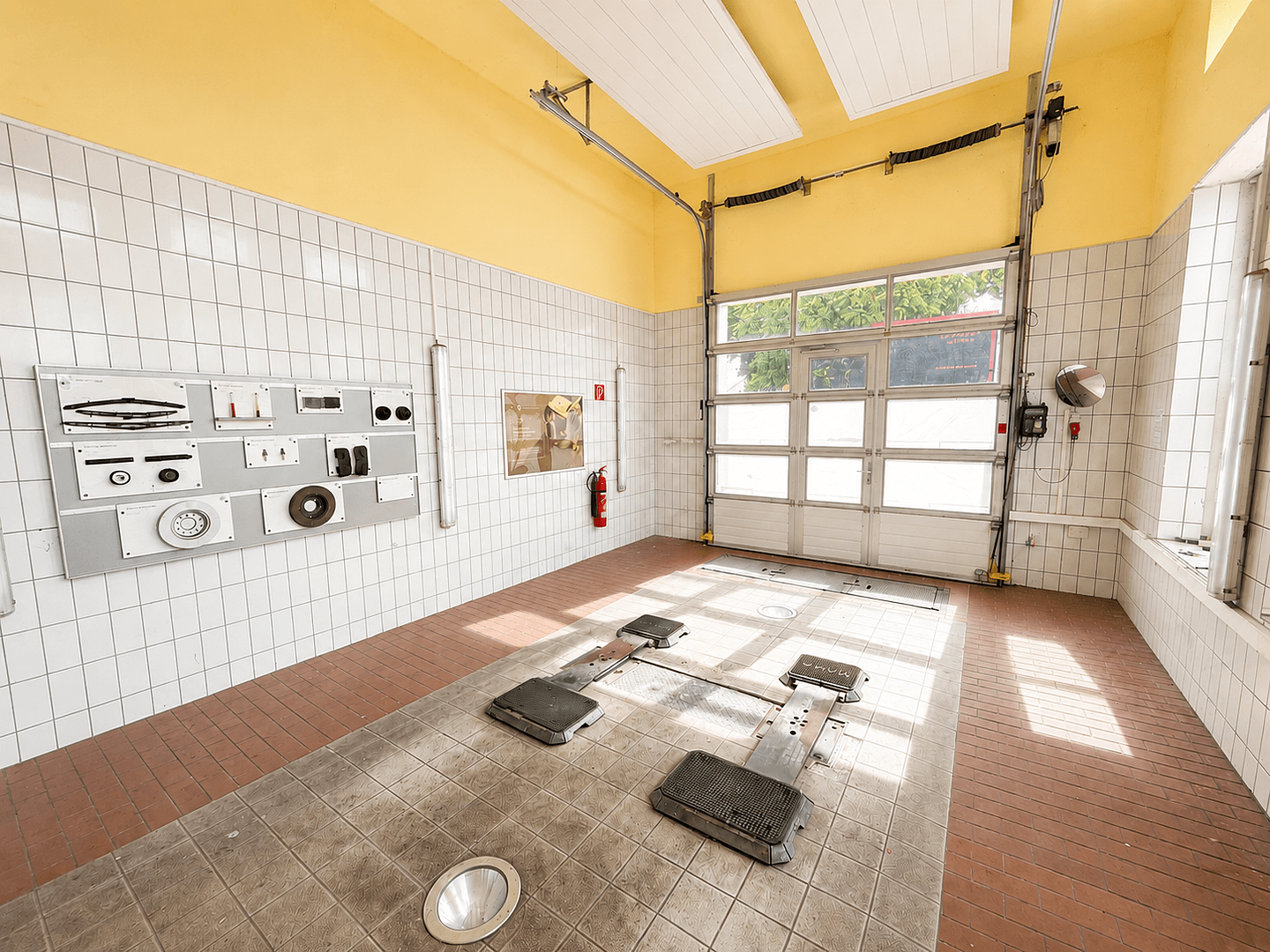 Prenájom nebytového priestoru 1.400 m², Osterweder Straße 5, Worpswede, Dolné Sasko Prenájom nebytového priestoru 1.400 m², Osterweder Straße 5, Worpswede, Dolné Sasko