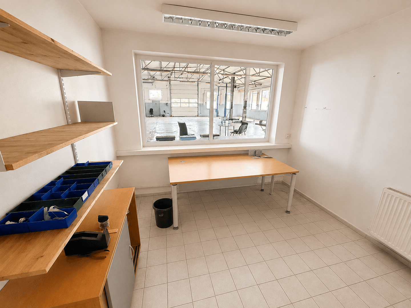 Prenájom nebytového priestoru 1.400 m², Osterweder Straße 5, Worpswede, Dolné Sasko Prenájom nebytového priestoru 1.400 m², Osterweder Straße 5, Worpswede, Dolné Sasko