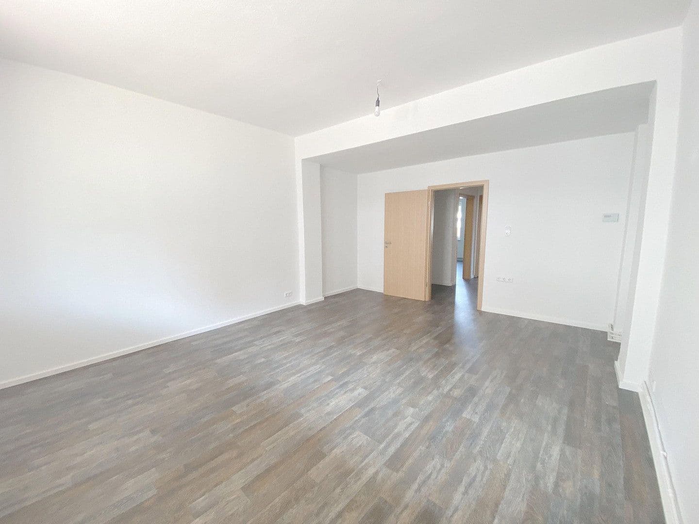 Predaj bytu 3-izbový 76 m², Bremen, Brémy Predaj bytu 3-izbový 76 m², Bremen, Brémy