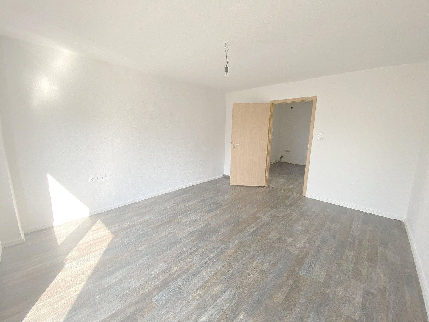 Predaj bytu 3-izbový 76 m², Bremen, Brémy Predaj bytu 3-izbový 76 m², Bremen, Brémy