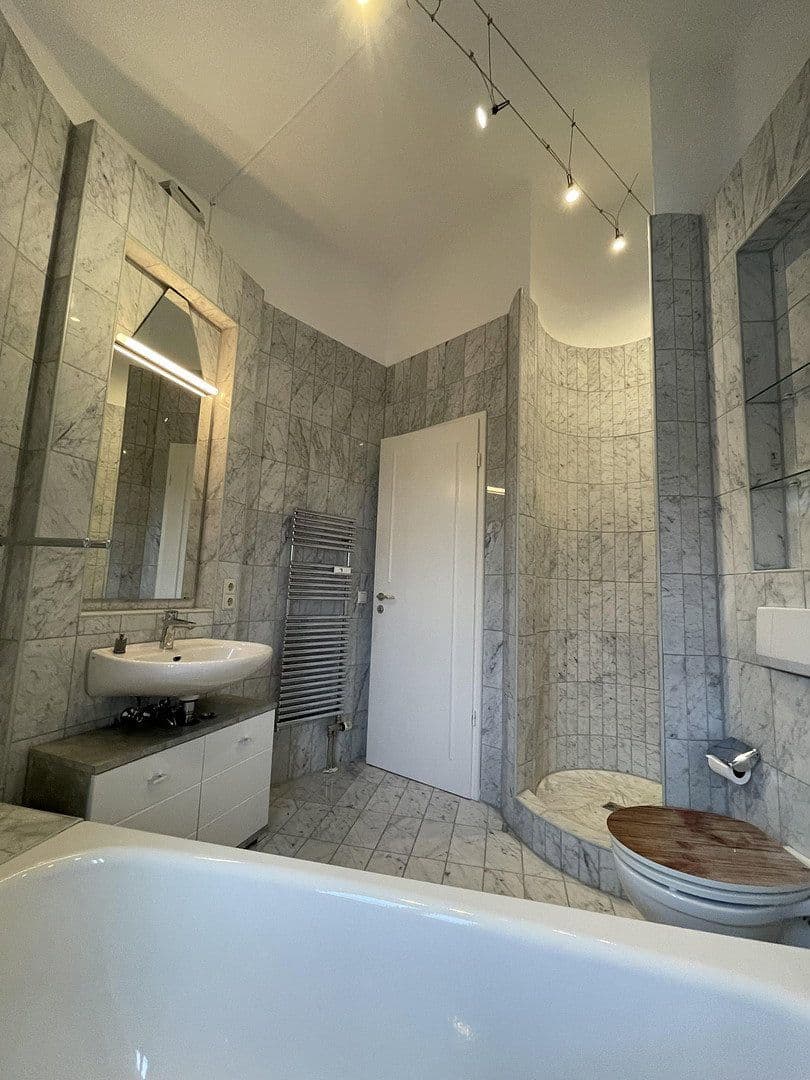 Prenájom bytu 2-izbový 50 m², Richard-Strauss-Str. 51, Ingolstadt, Bavorsko Prenájom bytu 2-izbový 50 m², Richard-Strauss-Str. 51, Ingolstadt, Bavorsko