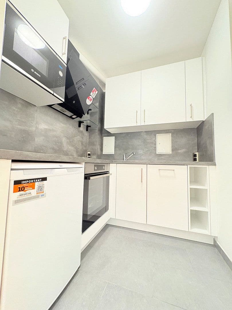 Prenájom bytu 1-izbový 26 m², Pötzleinsdorfer Straße 194, Wien, Viedeň Prenájom bytu 1-izbový 26 m², Pötzleinsdorfer Straße 194, Wien, Viedeň