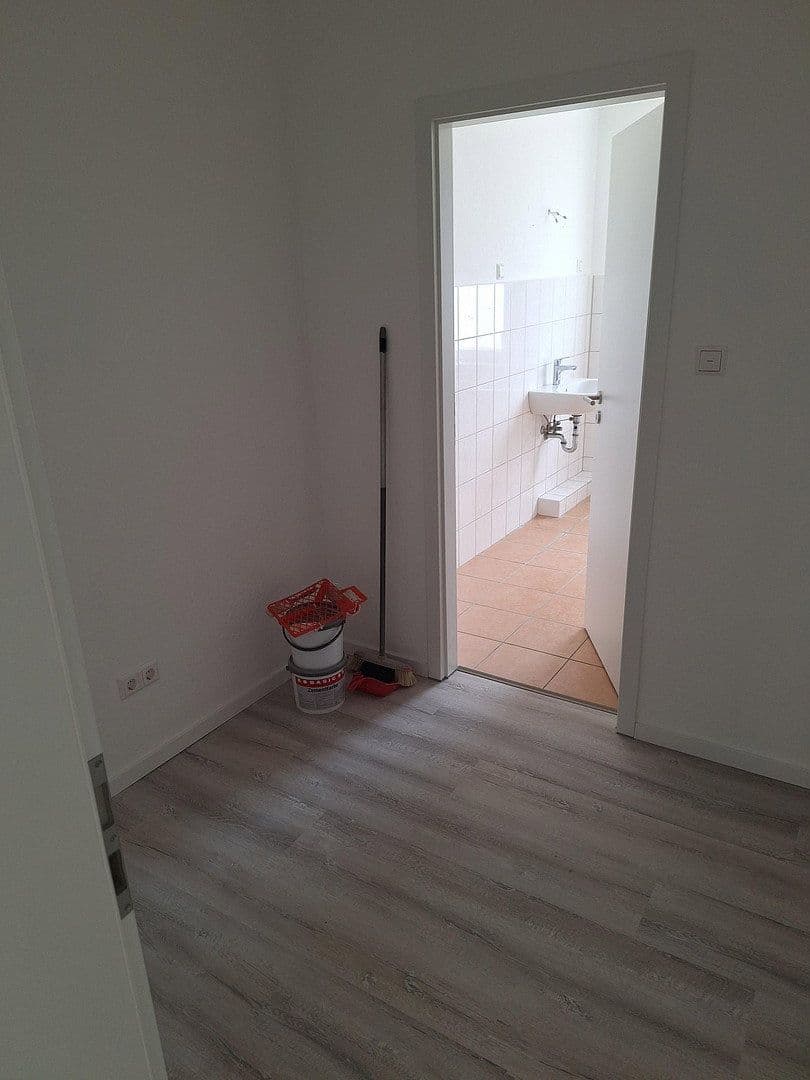 Prenájom bytu 3-izbový 100 m², Bad Nenndorf, Dolné Sasko Prenájom bytu 3-izbový 100 m², Bad Nenndorf, Dolné Sasko