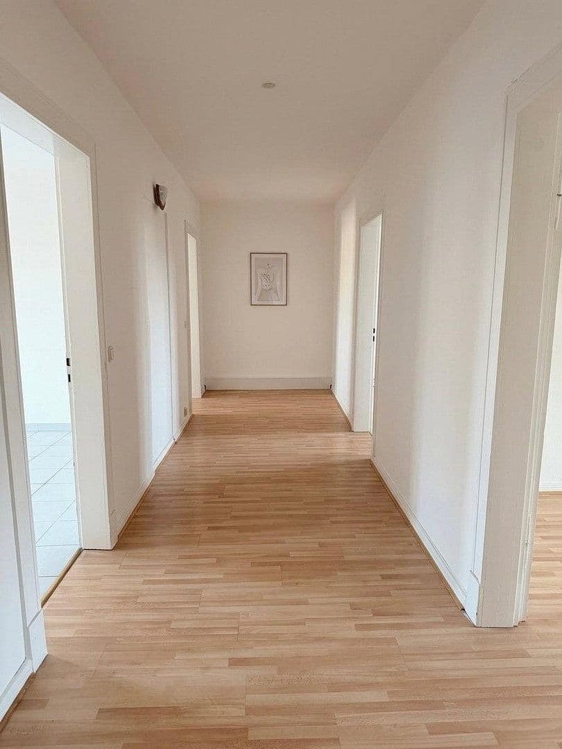 Prenájom bytu 3-izbový 100 m², Martintistr. 17a, Osnabrück, Dolné Sasko Prenájom bytu 3-izbový 100 m², Martintistr. 17a, Osnabrück, Dolné Sasko