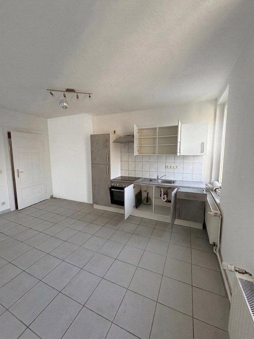 Prenájom bytu 3-izbový 100 m², Martintistr. 17a, Osnabrück, Dolné Sasko Prenájom bytu 3-izbový 100 m², Martintistr. 17a, Osnabrück, Dolné Sasko
