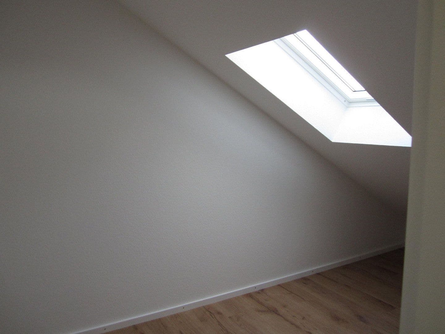 Predaj bytu 4-izbový 135 m², Albert-Einstein-Allee 26, Limburgerhof, Porýnie-Falcko Predaj bytu 4-izbový 135 m², Albert-Einstein-Allee 26, Limburgerhof, Porýnie-Falcko