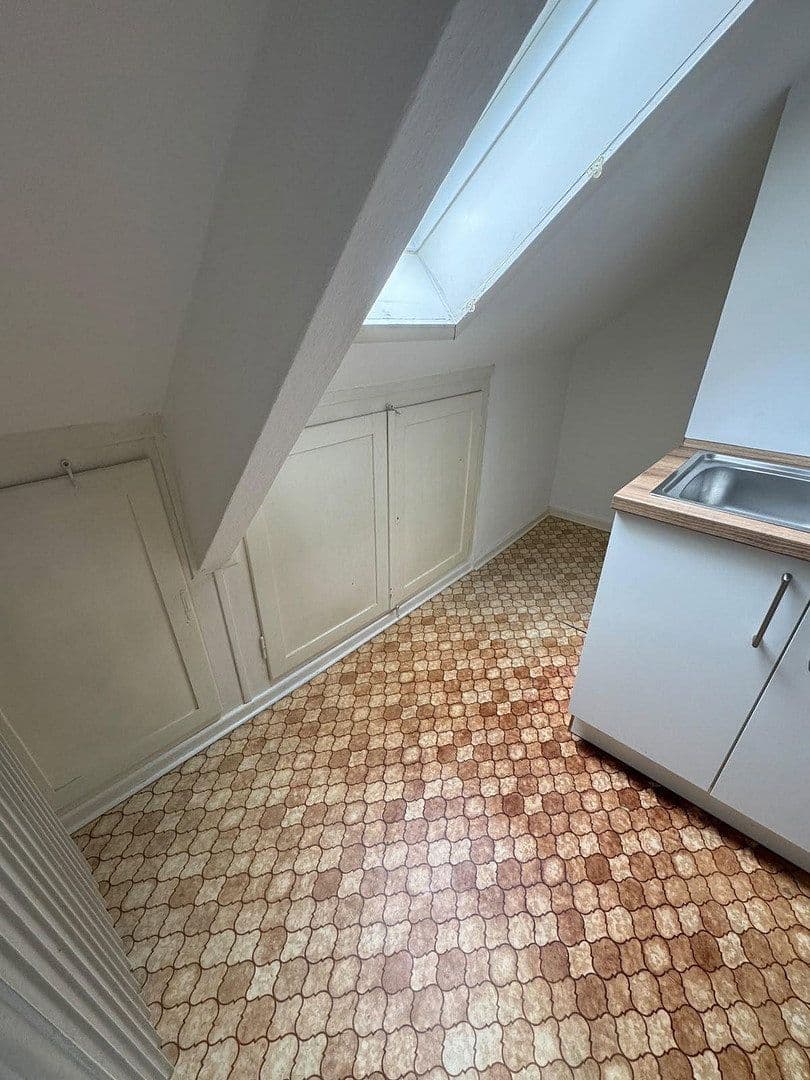 Prenájom bytu 4-izbový 55 m², Langeliethstraße 3, Goslar, Dolné Sasko Prenájom bytu 4-izbový 55 m², Langeliethstraße 3, Goslar, Dolné Sasko