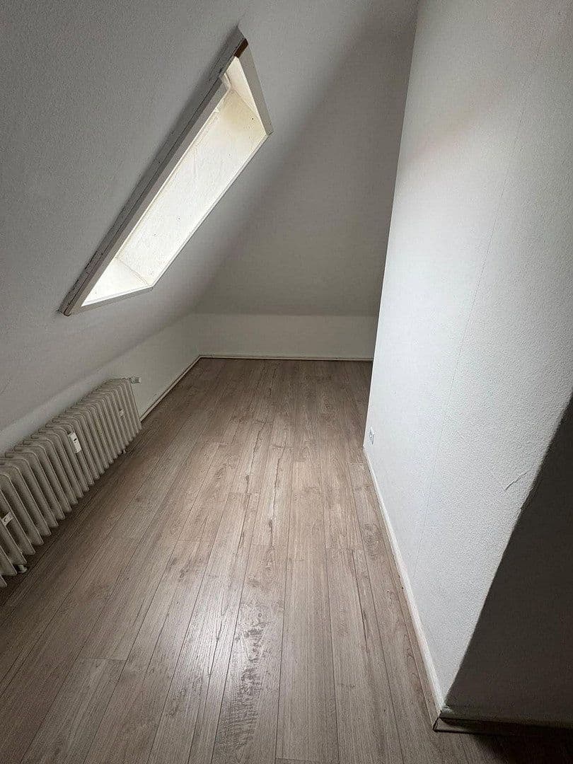 Prenájom bytu 4-izbový 55 m², Langeliethstraße 3, Goslar, Dolné Sasko Prenájom bytu 4-izbový 55 m², Langeliethstraße 3, Goslar, Dolné Sasko