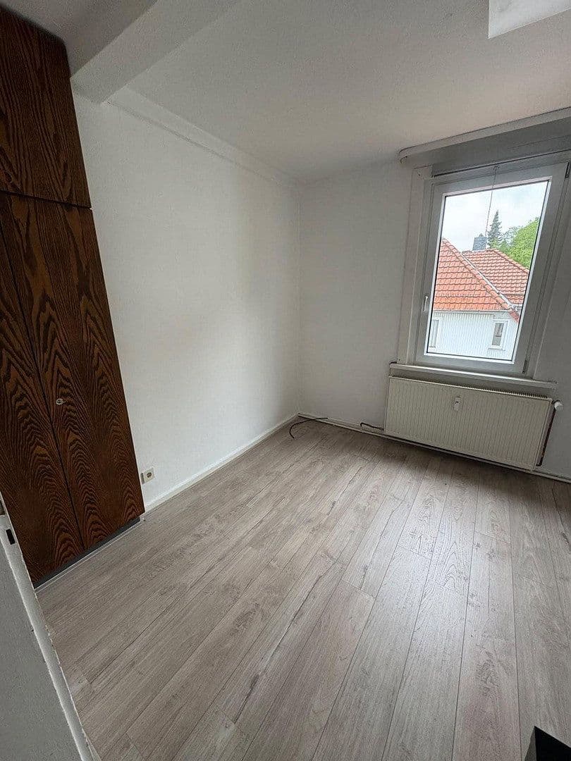 Prenájom bytu 4-izbový 55 m², Langeliethstraße 3, Goslar, Dolné Sasko Prenájom bytu 4-izbový 55 m², Langeliethstraße 3, Goslar, Dolné Sasko