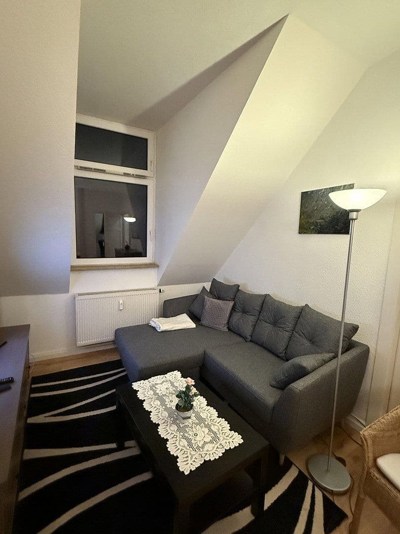 Prenájom bytu 2-izbový 43 m², Klappergasse 11, Frankfurt am Main, Hesensko Prenájom bytu 2-izbový 43 m², Klappergasse 11, Frankfurt am Main, Hesensko