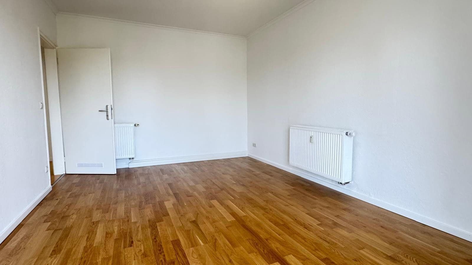 Prenájom bytu 2-izbový 63 m², Naupliastraße 25, München, Bavorsko Prenájom bytu 2-izbový 63 m², Naupliastraße 25, München, Bavorsko