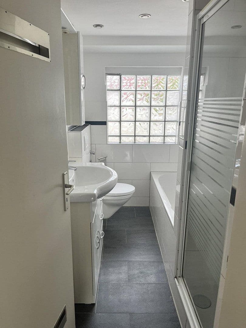 Predaj bytu 4-izbový 110 m², Lichtentaler Straße 77, Baden Baden, Bádensko-Wurttembersko Predaj bytu 4-izbový 110 m², Lichtentaler Straße 77, Baden Baden, Bádensko-Wurttembersko