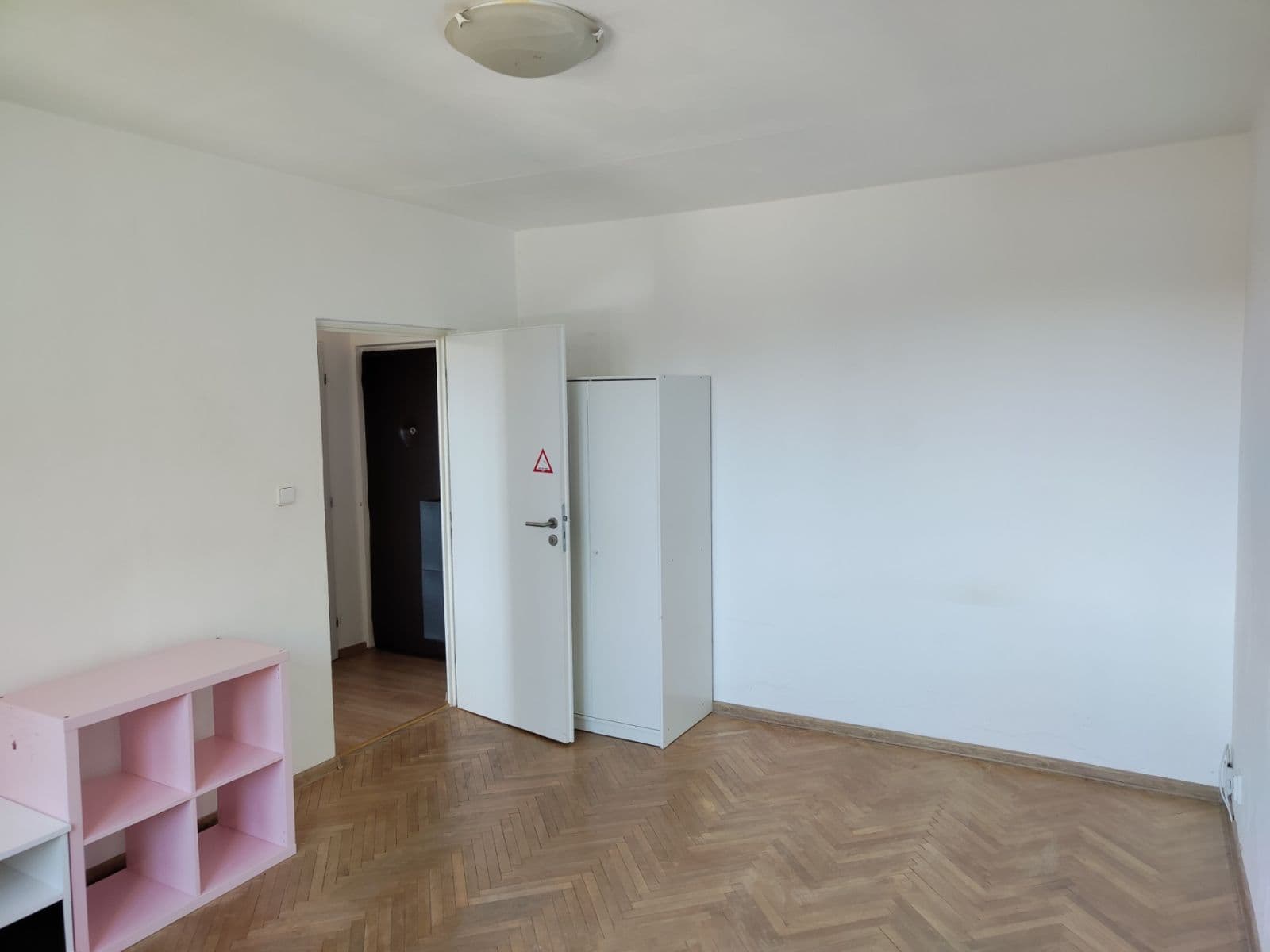 Prenájom bytu 1-izbový 33 m², Absolonova, Brno, Jihomoravský kraj Prenájom bytu 1-izbový 33 m², Absolonova, Brno, Jihomoravský kraj