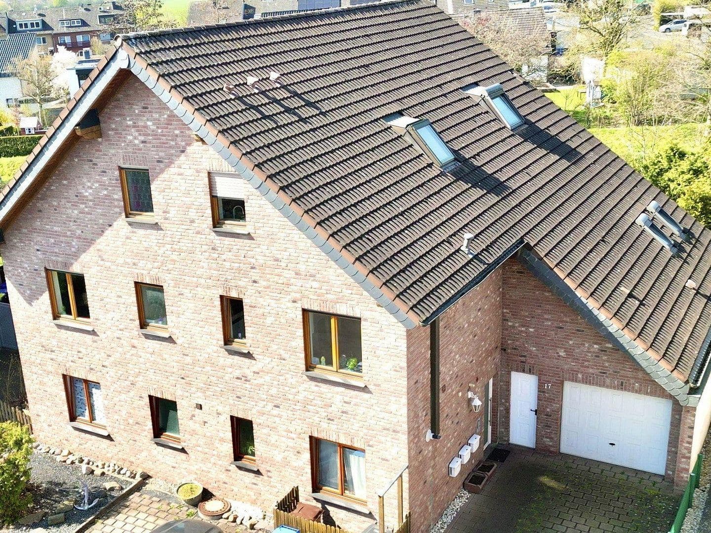 Predaj bytu 3-izbový 116 m², Wesseling, Severné Porýnie - Westfálsko Predaj bytu 3-izbový 116 m², Wesseling, Severné Porýnie - Westfálsko