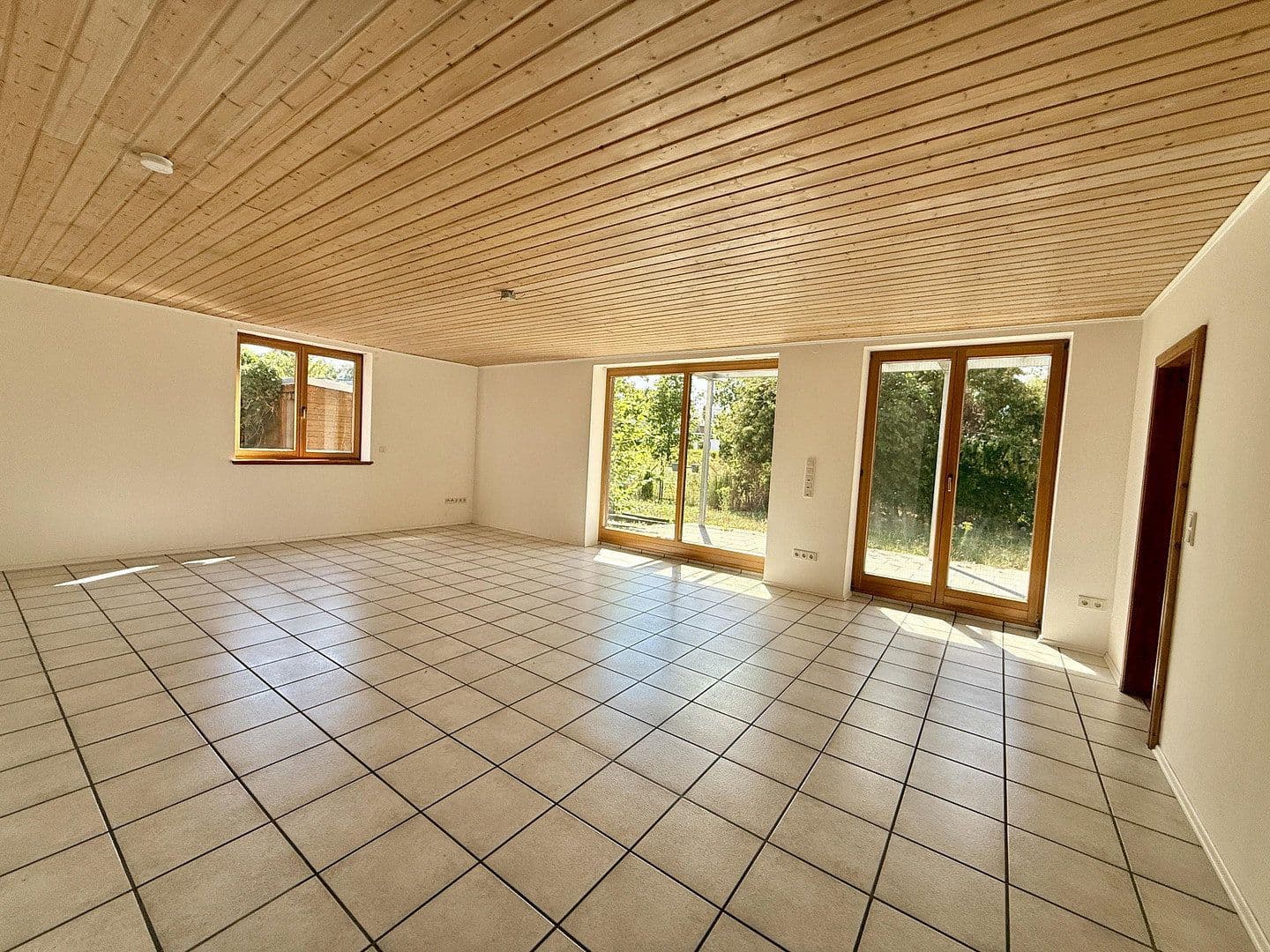 Predaj bytu 3-izbový 116 m², Wesseling, Severné Porýnie - Westfálsko Predaj bytu 3-izbový 116 m², Wesseling, Severné Porýnie - Westfálsko