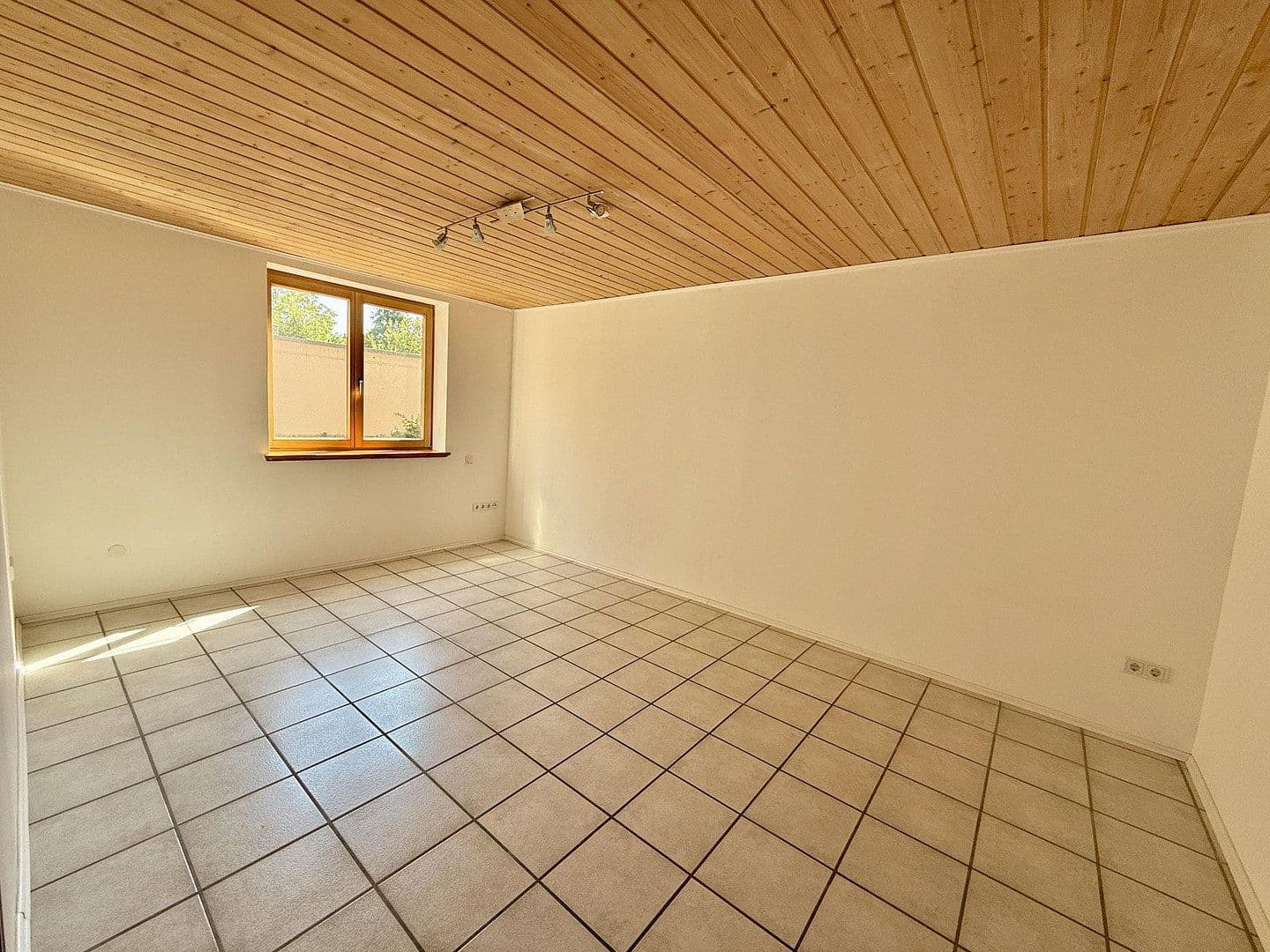 Predaj bytu 3-izbový 116 m², Wesseling, Severné Porýnie - Westfálsko Predaj bytu 3-izbový 116 m², Wesseling, Severné Porýnie - Westfálsko