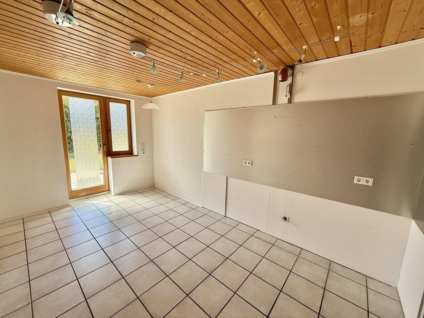 Predaj bytu 3-izbový 116 m², Wesseling, Severné Porýnie - Westfálsko Predaj bytu 3-izbový 116 m², Wesseling, Severné Porýnie - Westfálsko