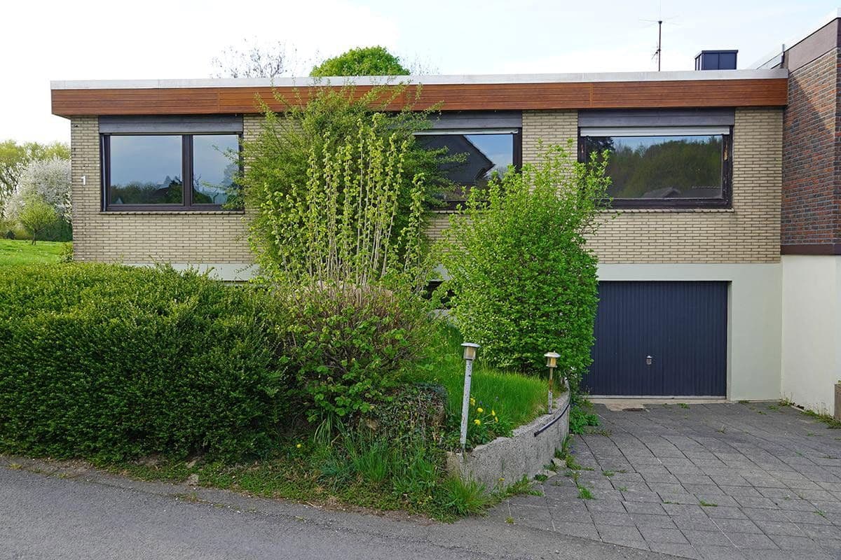Predaj domu 171 m², pozemok 3.806 m², Untersteinbach 1, Bergisch Gladbach, Severné Porýnie - Westfálsko Predaj domu 171 m², pozemok 3.806 m², Untersteinbach 1, Bergisch Gladbach, Severné Porýnie - Westfálsko