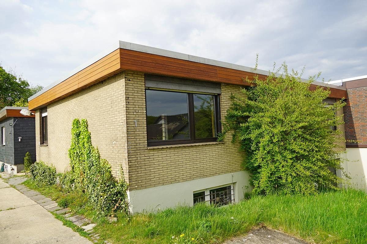 Predaj domu 171 m², pozemok 3.806 m², Untersteinbach 1, Bergisch Gladbach, Severné Porýnie - Westfálsko Predaj domu 171 m², pozemok 3.806 m², Untersteinbach 1, Bergisch Gladbach, Severné Porýnie - Westfálsko