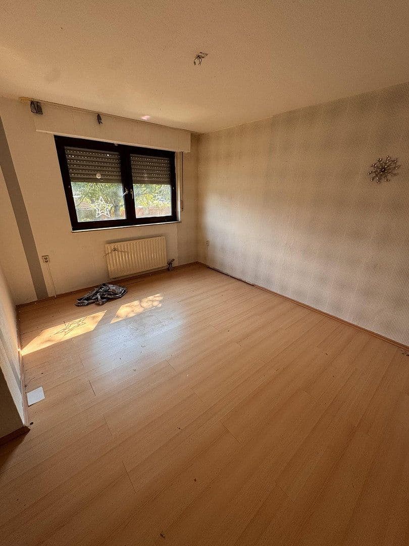 Predaj domu 144 m², pozemok 239 m², Krefeld Gellep-Stratum, Severné Porýnie - Westfálsko Predaj domu 144 m², pozemok 239 m², Krefeld Gellep-Stratum, Severné Porýnie - Westfálsko