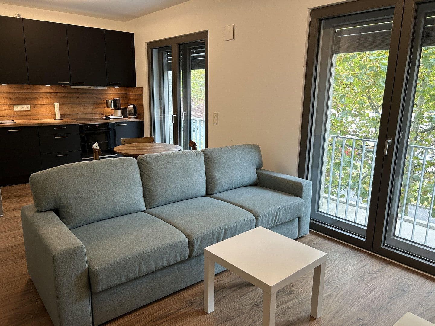 Prenájom bytu 1-izbový 35 m², Am Tierpark 25, Berlin, Berlín Prenájom bytu 1-izbový 35 m², Am Tierpark 25, Berlin, Berlín