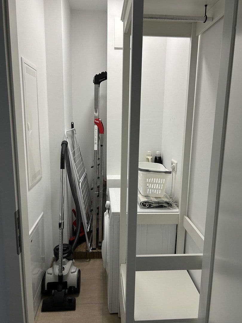 Prenájom bytu 1-izbový 35 m², Am Tierpark 25, Berlin, Berlín Prenájom bytu 1-izbový 35 m², Am Tierpark 25, Berlin, Berlín