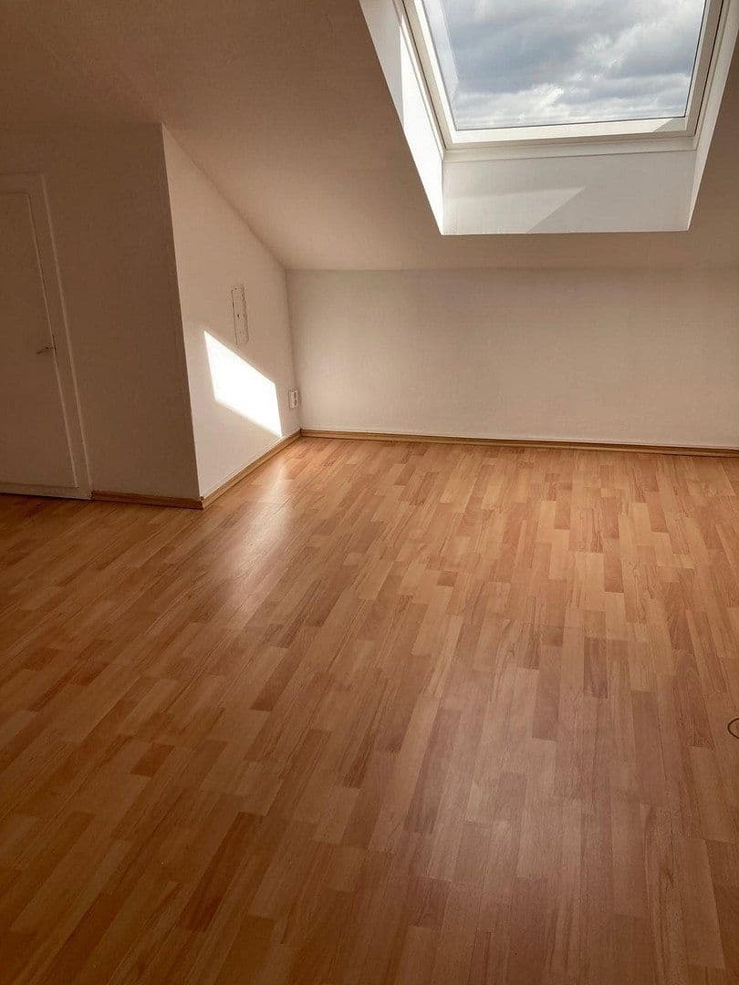 Prenájom bytu 2-izbový 82 m², Holzwickede, Severné Porýnie - Westfálsko Prenájom bytu 2-izbový 82 m², Holzwickede, Severné Porýnie - Westfálsko