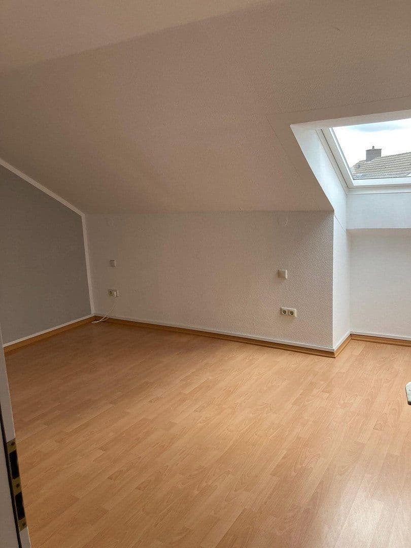 Prenájom bytu 2-izbový 82 m², Holzwickede, Severné Porýnie - Westfálsko Prenájom bytu 2-izbový 82 m², Holzwickede, Severné Porýnie - Westfálsko