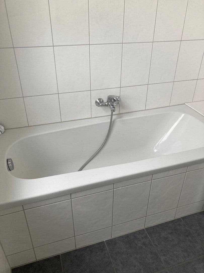 Prenájom bytu 2-izbový 82 m², Holzwickede, Severné Porýnie - Westfálsko Prenájom bytu 2-izbový 82 m², Holzwickede, Severné Porýnie - Westfálsko