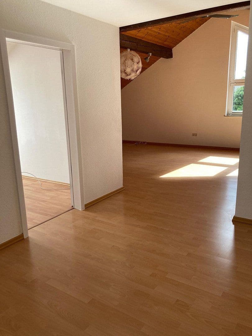 Prenájom bytu 2-izbový 82 m², Holzwickede, Severné Porýnie - Westfálsko Prenájom bytu 2-izbový 82 m², Holzwickede, Severné Porýnie - Westfálsko