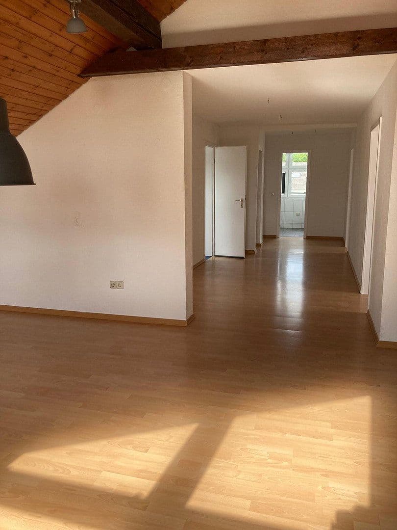 Prenájom bytu 2-izbový 82 m², Holzwickede, Severné Porýnie - Westfálsko Prenájom bytu 2-izbový 82 m², Holzwickede, Severné Porýnie - Westfálsko