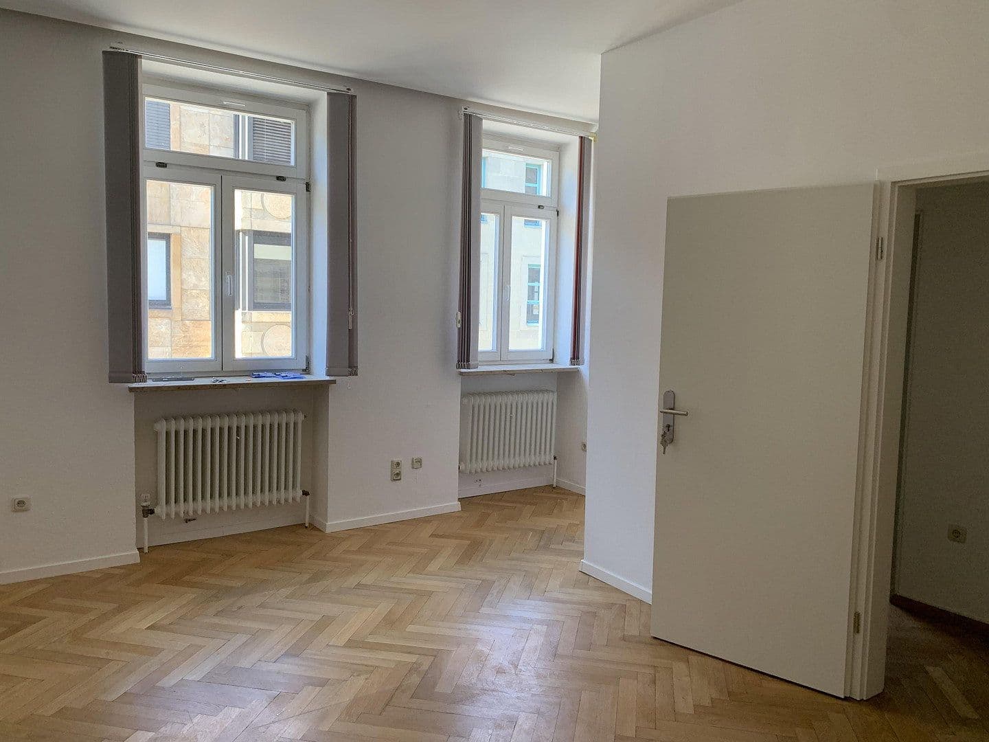 Prenájom bytu 5-izbový 130 m², Ludwigstraße 1, Bayreuth, Bavorsko Prenájom bytu 5-izbový 130 m², Ludwigstraße 1, Bayreuth, Bavorsko