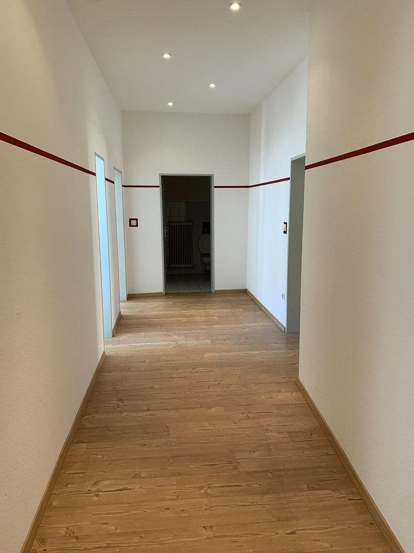 Prenájom bytu 5-izbový 130 m², Ludwigstraße 1, Bayreuth, Bavorsko Prenájom bytu 5-izbový 130 m², Ludwigstraße 1, Bayreuth, Bavorsko