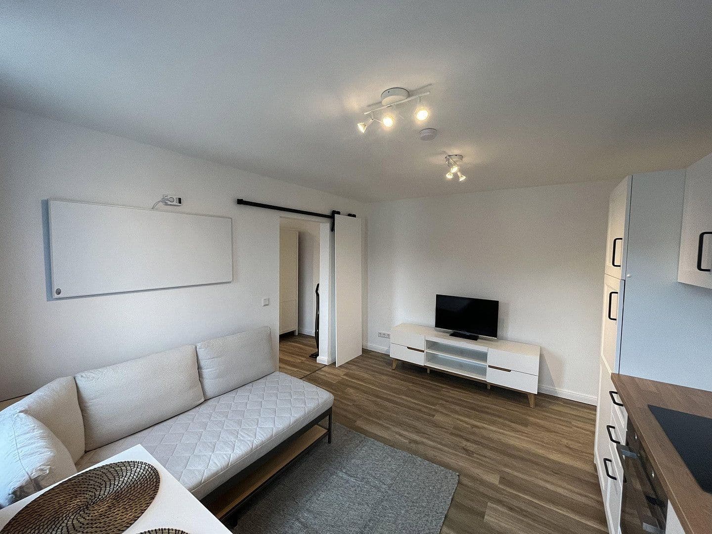 Prenájom bytu 1-izbový 32 m², Ina-Ring 10, Herzogenaurach, Bavorsko Prenájom bytu 1-izbový 32 m², Ina-Ring 10, Herzogenaurach, Bavorsko