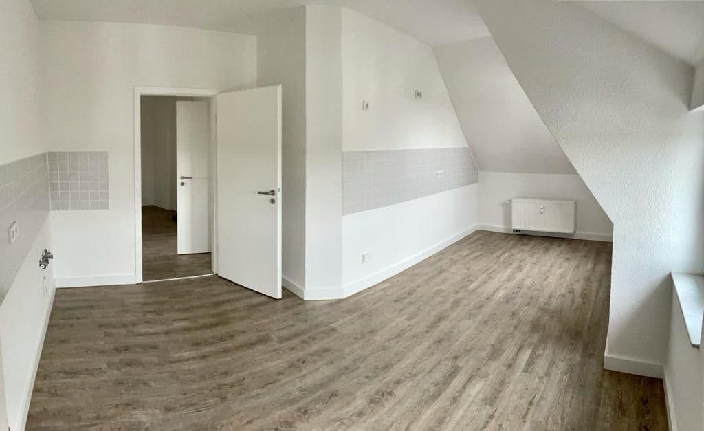 Prenájom bytu 2-izbový 77 m², Südstraße 2A, Markkleeberg, Sasko Prenájom bytu 2-izbový 77 m², Südstraße 2A, Markkleeberg, Sasko