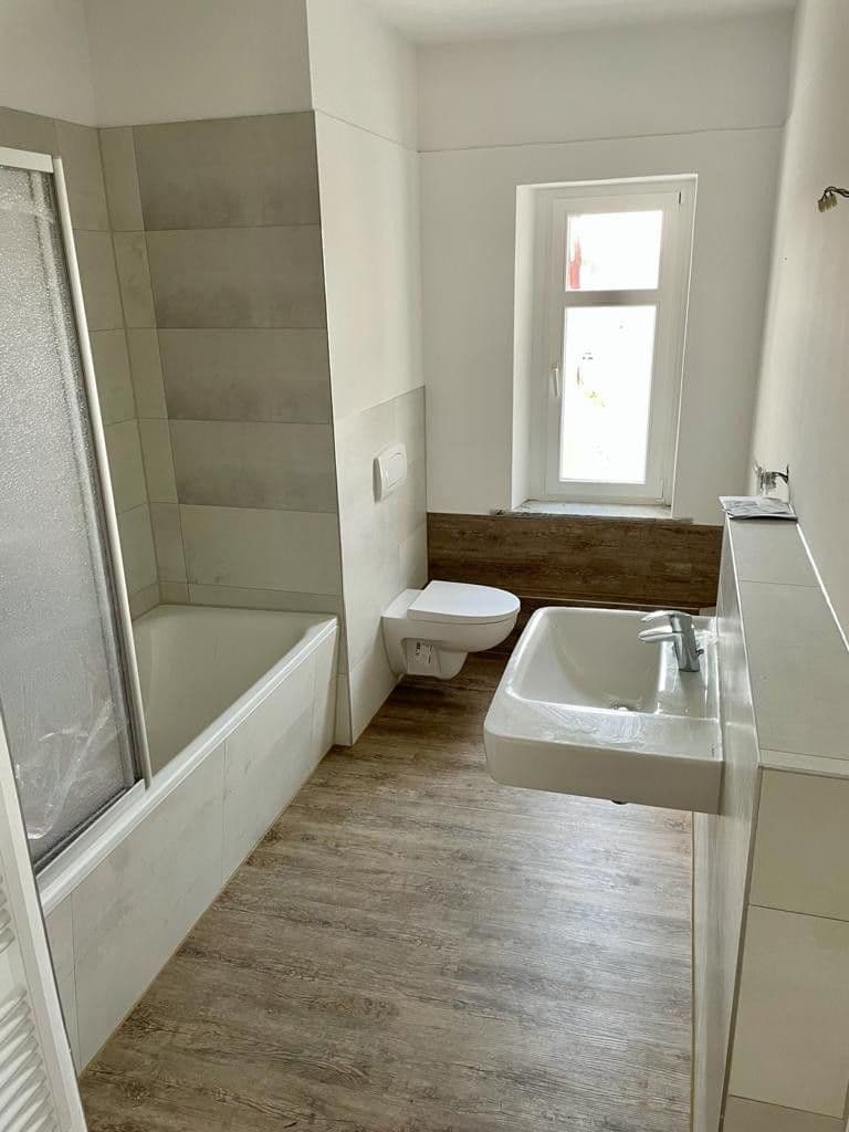 Prenájom bytu 2-izbový 77 m², Südstraße 2A, Markkleeberg, Sasko Prenájom bytu 2-izbový 77 m², Südstraße 2A, Markkleeberg, Sasko