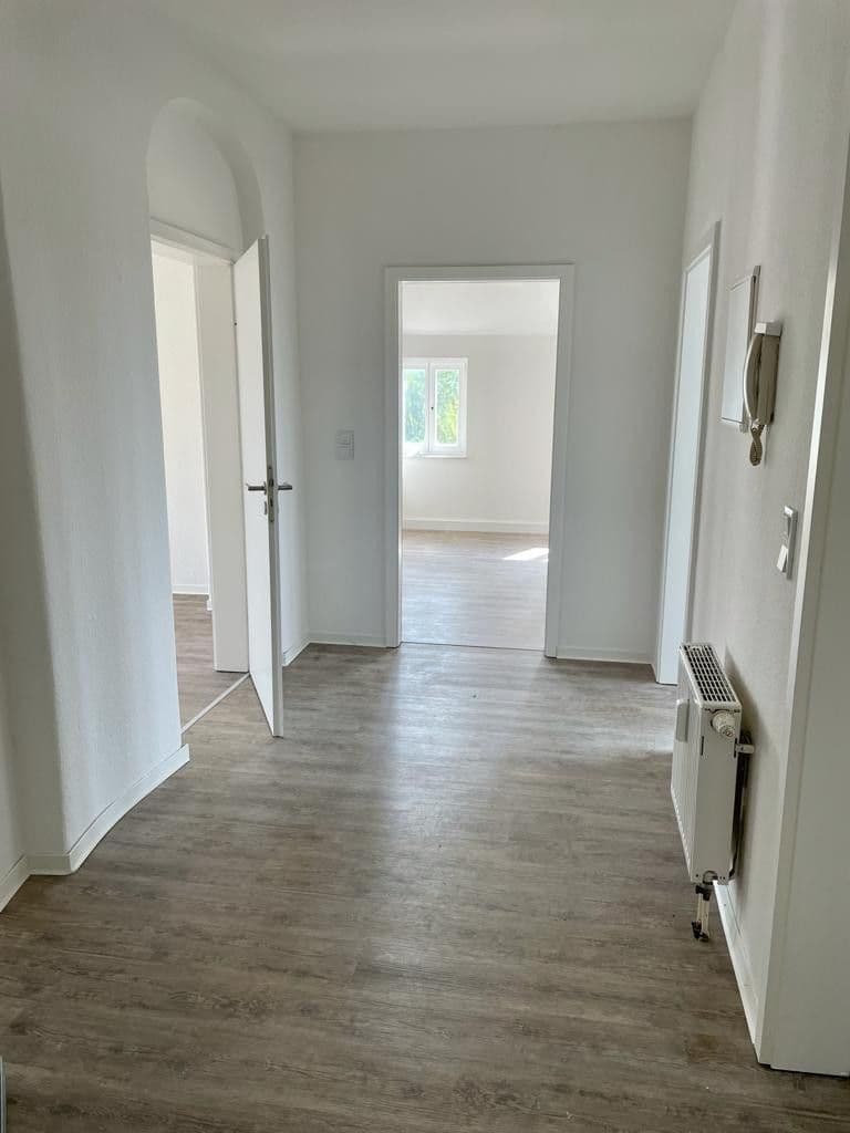 Prenájom bytu 2-izbový 77 m², Südstraße 2A, Markkleeberg, Sasko Prenájom bytu 2-izbový 77 m², Südstraße 2A, Markkleeberg, Sasko