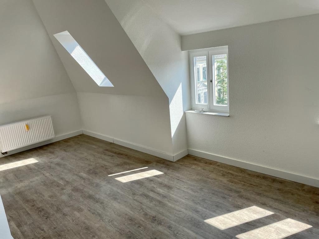 Prenájom bytu 2-izbový 77 m², Südstraße 2A, Markkleeberg, Sasko Prenájom bytu 2-izbový 77 m², Südstraße 2A, Markkleeberg, Sasko