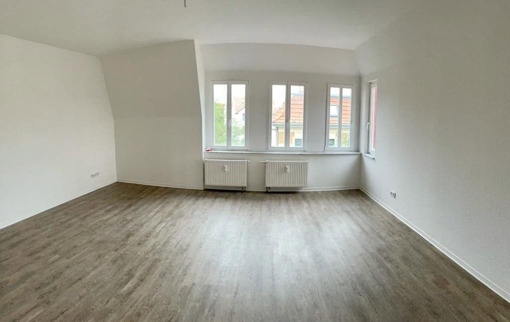 Prenájom bytu 2-izbový 77 m², Südstraße 2A, Markkleeberg, Sasko Prenájom bytu 2-izbový 77 m², Südstraße 2A, Markkleeberg, Sasko