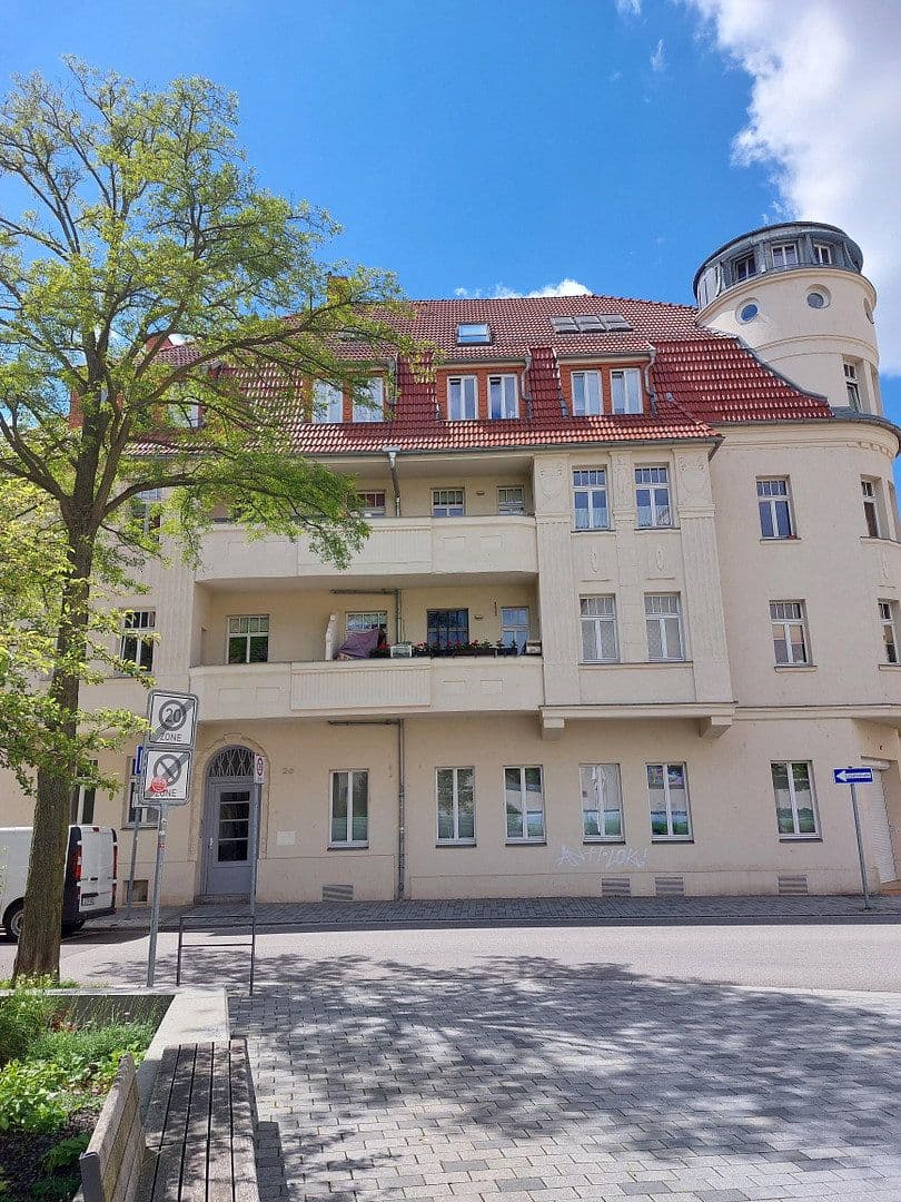 Prenájom bytu 2-izbový 77 m², Südstraße 2A, Markkleeberg, Sasko Prenájom bytu 2-izbový 77 m², Südstraße 2A, Markkleeberg, Sasko