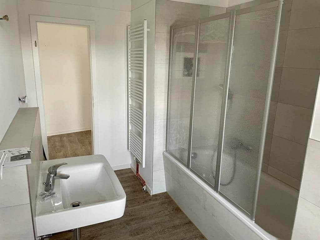 Prenájom bytu 2-izbový 77 m², Südstraße 2A, Markkleeberg, Sasko Prenájom bytu 2-izbový 77 m², Südstraße 2A, Markkleeberg, Sasko