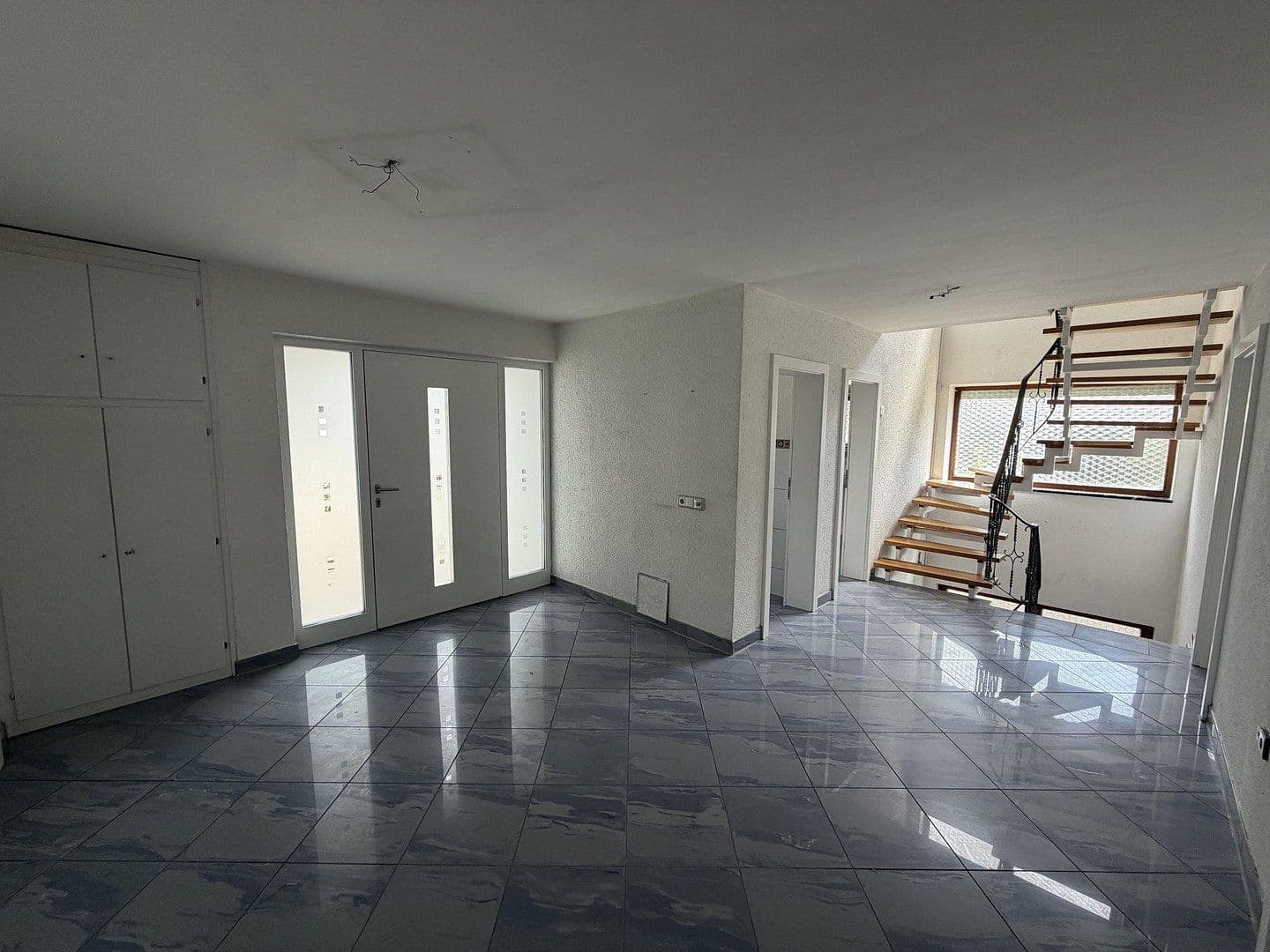 Predaj domu 157 m², pozemok 735 m², Pfaffenhofen an der Roth, Bavorsko Predaj domu 157 m², pozemok 735 m², Pfaffenhofen an der Roth, Bavorsko