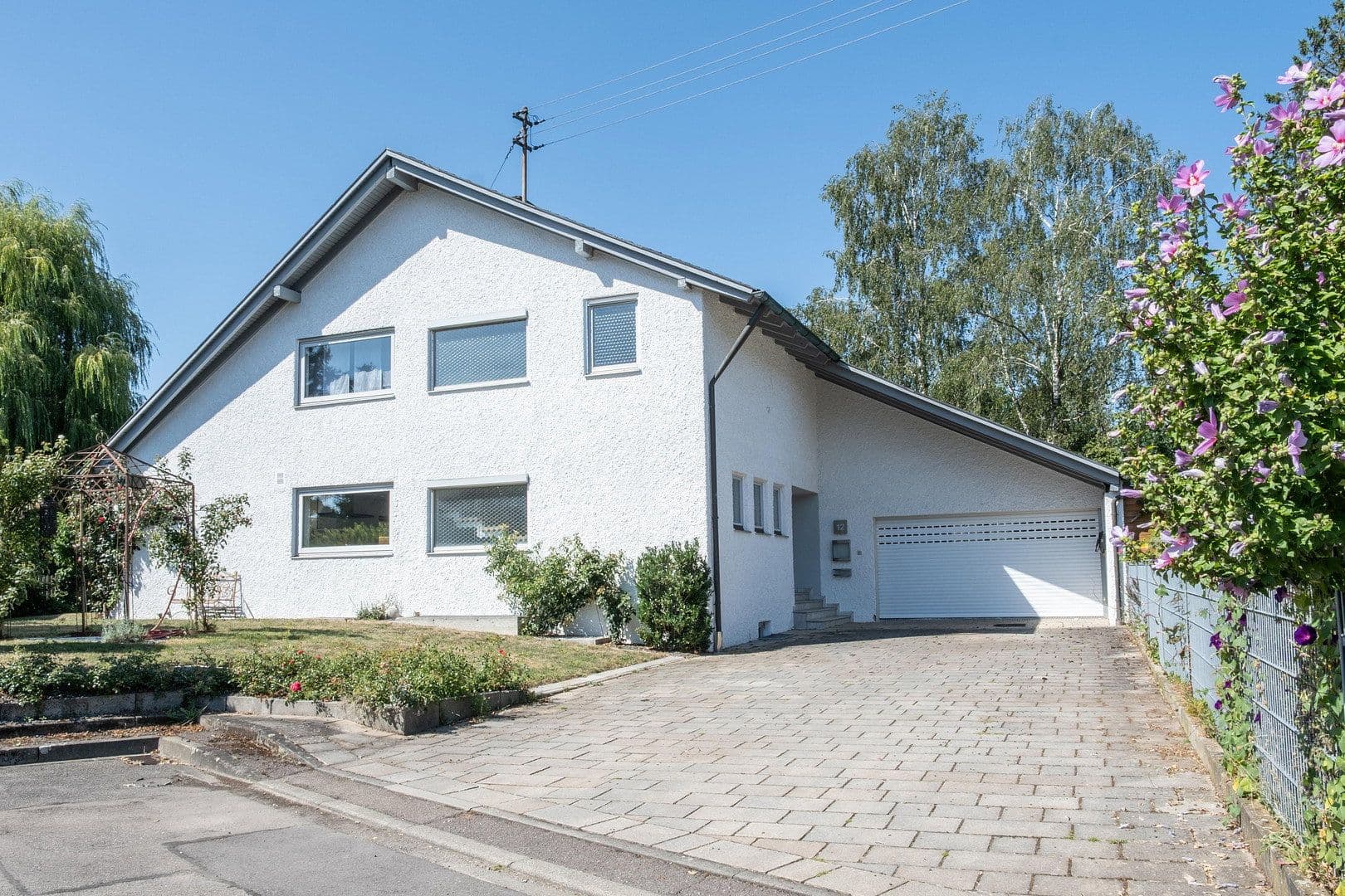 Predaj domu 175 m², pozemok 735 m², Pfaffenhofen an der Roth, Bavorsko Predaj domu 175 m², pozemok 735 m², Pfaffenhofen an der Roth, Bavorsko