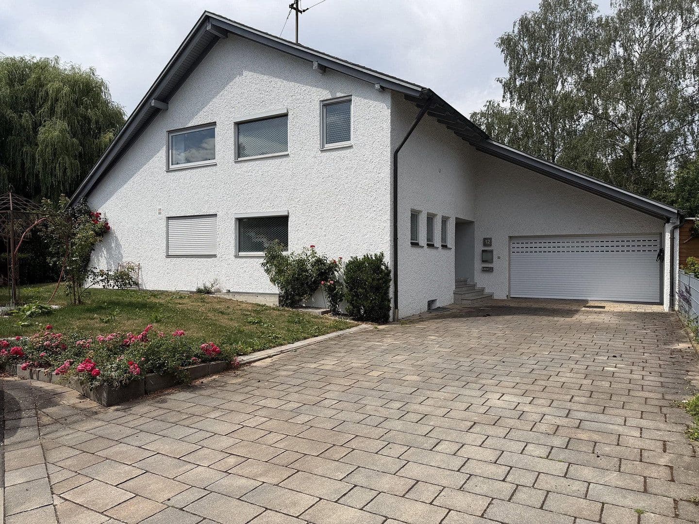 Predaj domu 157 m², pozemok 735 m², Pfaffenhofen an der Roth, Bavorsko Predaj domu 157 m², pozemok 735 m², Pfaffenhofen an der Roth, Bavorsko