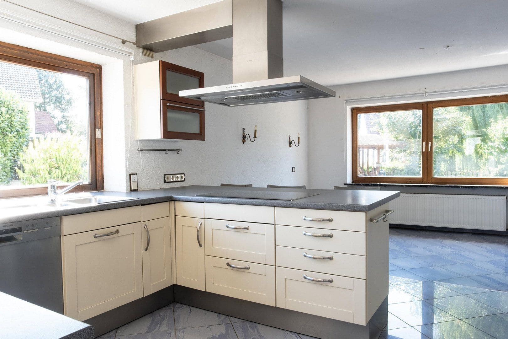 Predaj domu 175 m², pozemok 735 m², Pfaffenhofen an der Roth, Bavorsko Predaj domu 175 m², pozemok 735 m², Pfaffenhofen an der Roth, Bavorsko