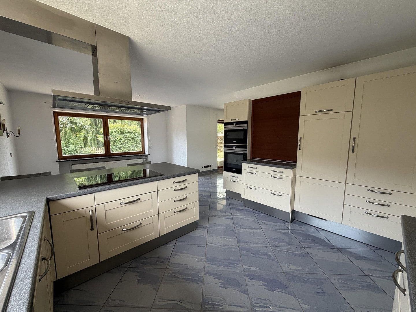 Predaj domu 157 m², pozemok 735 m², Pfaffenhofen an der Roth, Bavorsko Predaj domu 157 m², pozemok 735 m², Pfaffenhofen an der Roth, Bavorsko