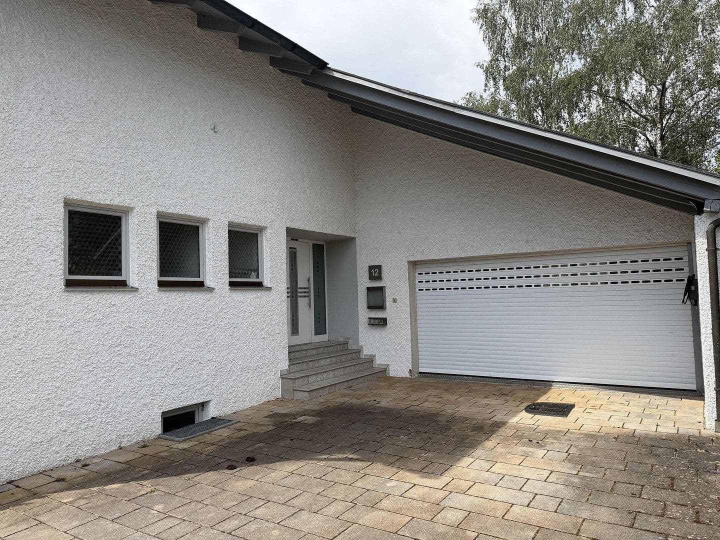 Predaj domu 157 m², pozemok 735 m², Pfaffenhofen an der Roth, Bavorsko Predaj domu 157 m², pozemok 735 m², Pfaffenhofen an der Roth, Bavorsko