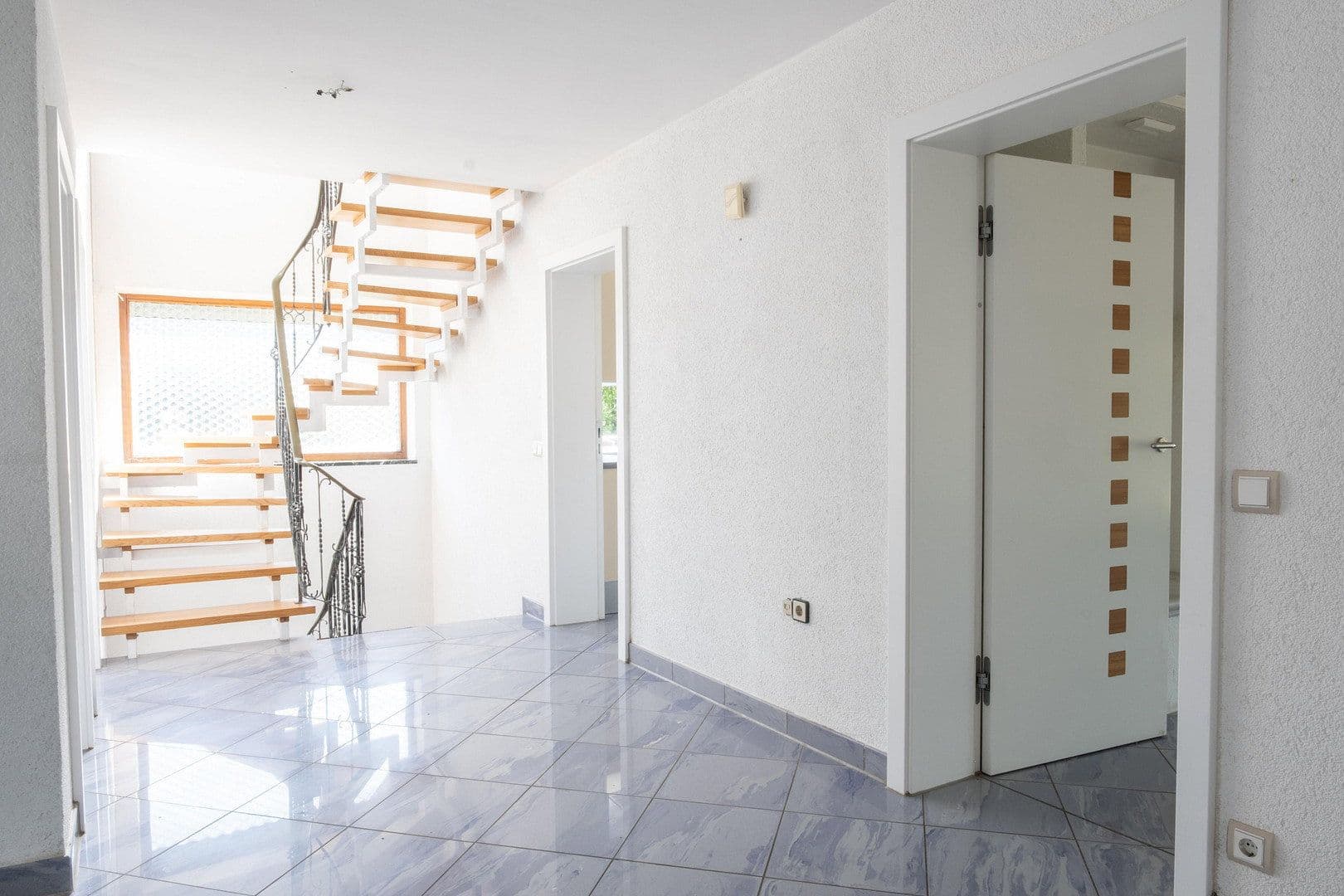 Predaj domu 175 m², pozemok 735 m², Pfaffenhofen an der Roth, Bavorsko Predaj domu 175 m², pozemok 735 m², Pfaffenhofen an der Roth, Bavorsko