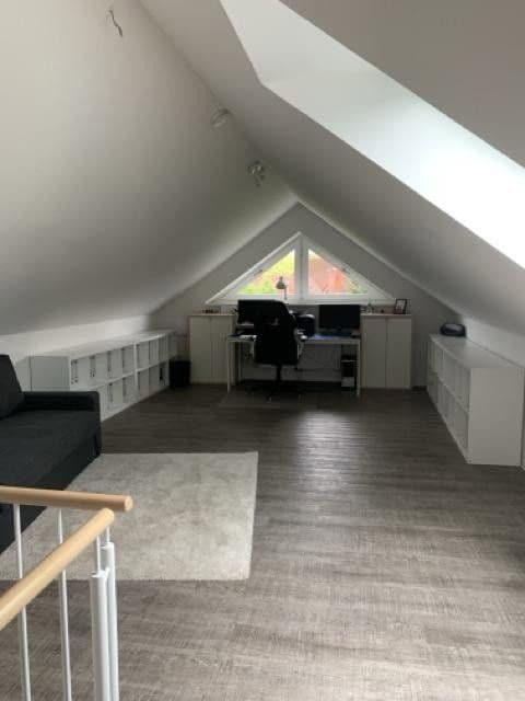 Prenájom bytu 3-izbový 104 m², Seevetal, Dolné Sasko Prenájom bytu 3-izbový 104 m², Seevetal, Dolné Sasko