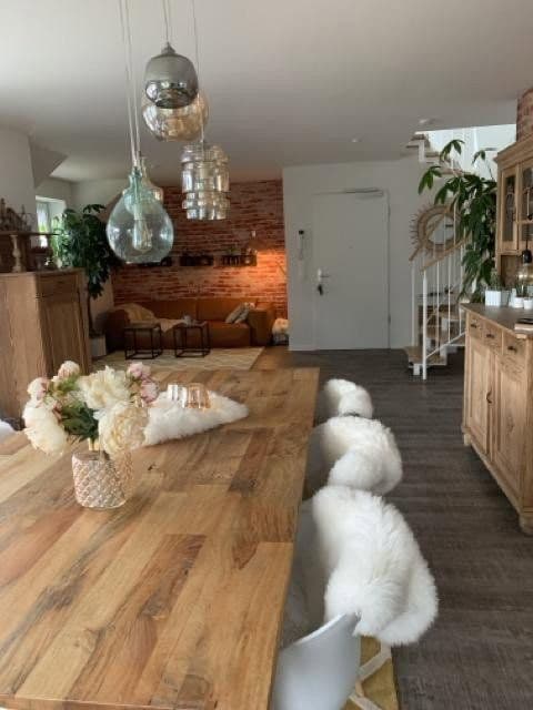 Prenájom bytu 3-izbový 104 m², Seevetal, Dolné Sasko Prenájom bytu 3-izbový 104 m², Seevetal, Dolné Sasko